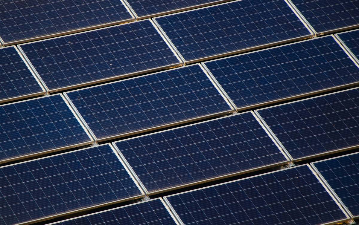 Renewable Resource Commercial Panel How Is It Powering the Future?