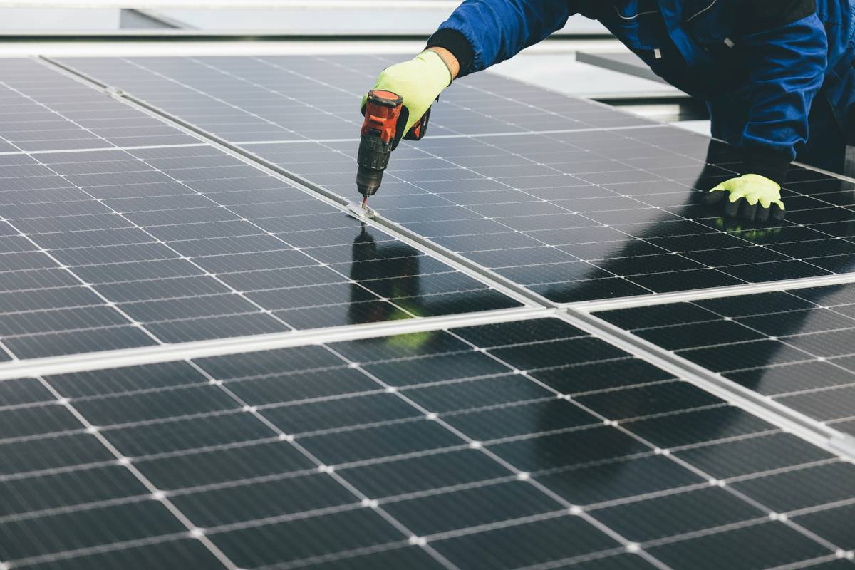 DC Solar Panel Program: 7 Proven Ways to Avoid Costly Commercial Energy Mistakes